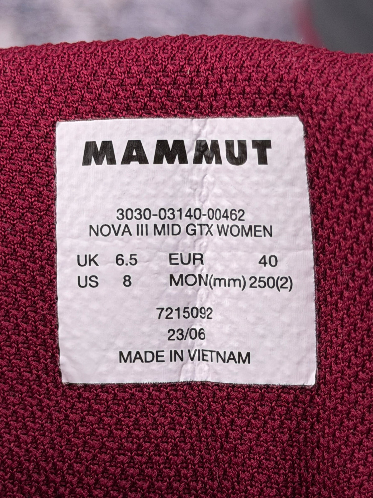 Mammut Mamut Nova III Mid Gore-Tex, śniegowce damskie w bardzo dobrym stanie rozmiar 40, etykieta z kodem modelu 3030-03140-00462