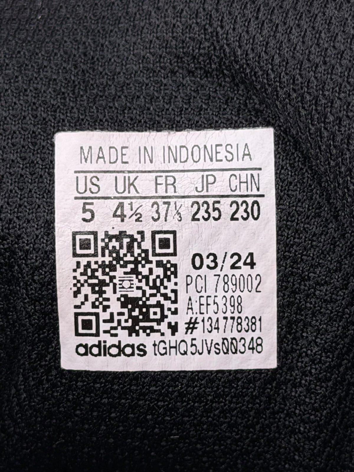 Adidas Superstar, buty sportowe damskie w bardzo dobrym stanie rozmiar 37 1/3, etykieta z kodem modelu EF5398