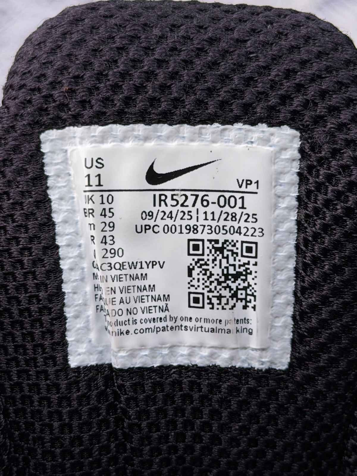 Nike Shox TL, buty sportowe męskie w bardzo dobrym stanie rozmiar 45, etykieta z kodem modelu IR5276-001