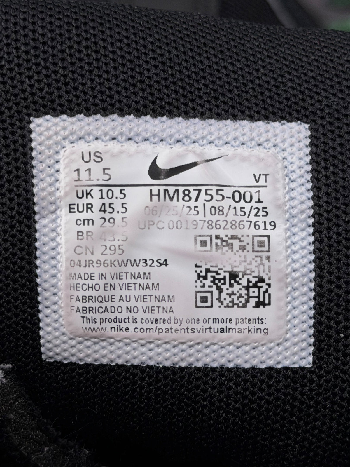Nike Air Max 95 OG Black, buty sportowe męskie w bardzo dobrym stanie rozmiar 45.5, etykieta z kodem modelu HM8755-001