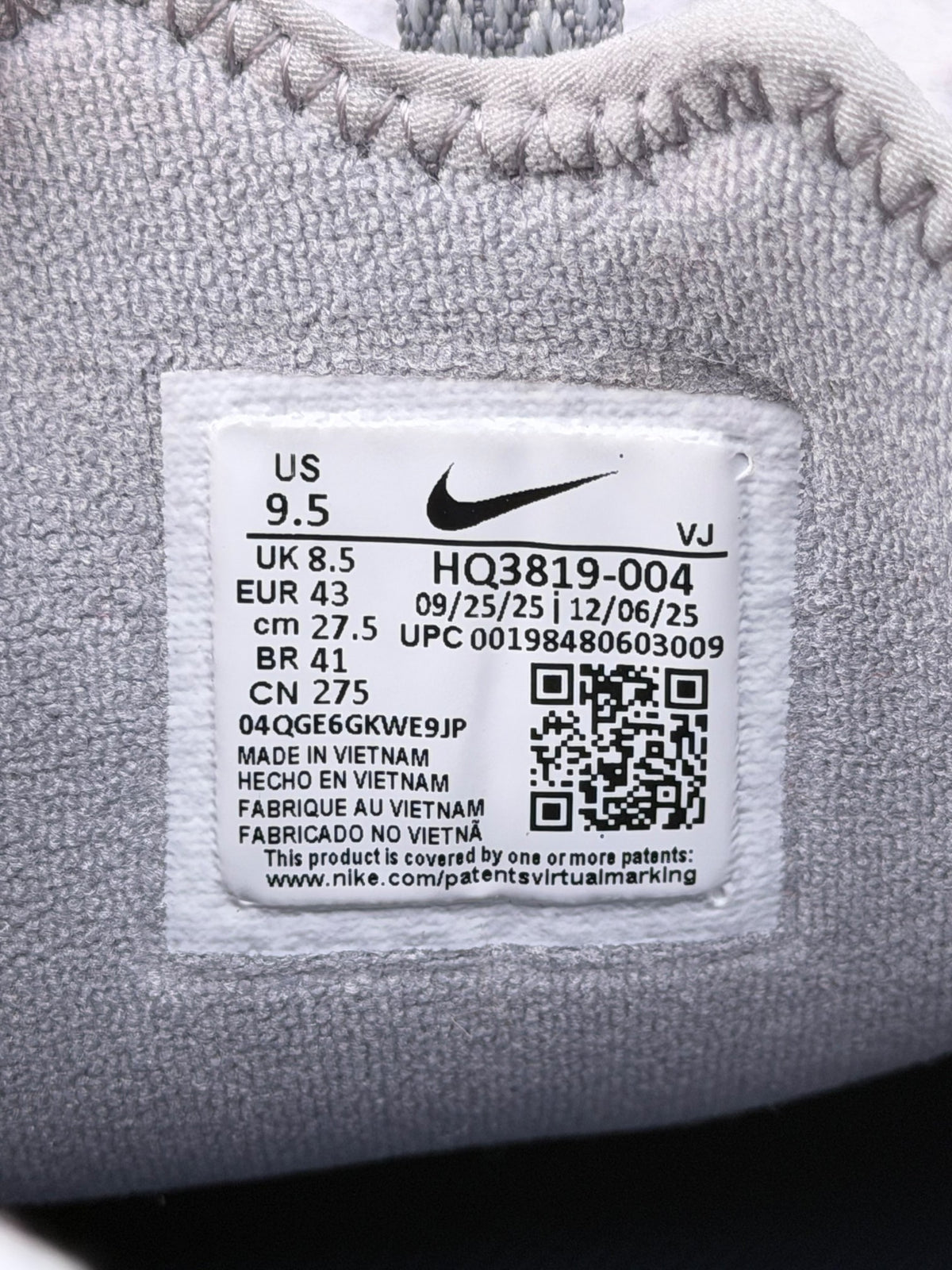 Nike React Vision Grey Blue, buty sportowe męskie w bardzo dobrym stanie rozmiar 43, etykieta z kodem modelu HQ3819-004