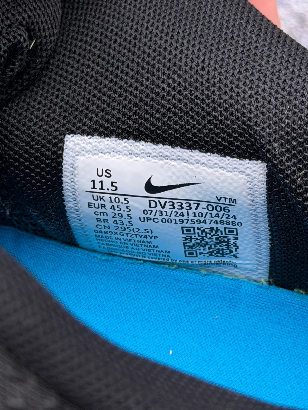 Nike Air Max DN Black Metallic Grey, buty sportowe męskie w bardzo dobrym stanie rozmiar 45.5, etykieta z kodem modelu DV3337-006