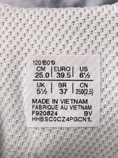 Asics GEL-1130, buty sportowe damskie w dobrym stanie rozmiar 39.5, etykieta z kodem modelu 1201B019