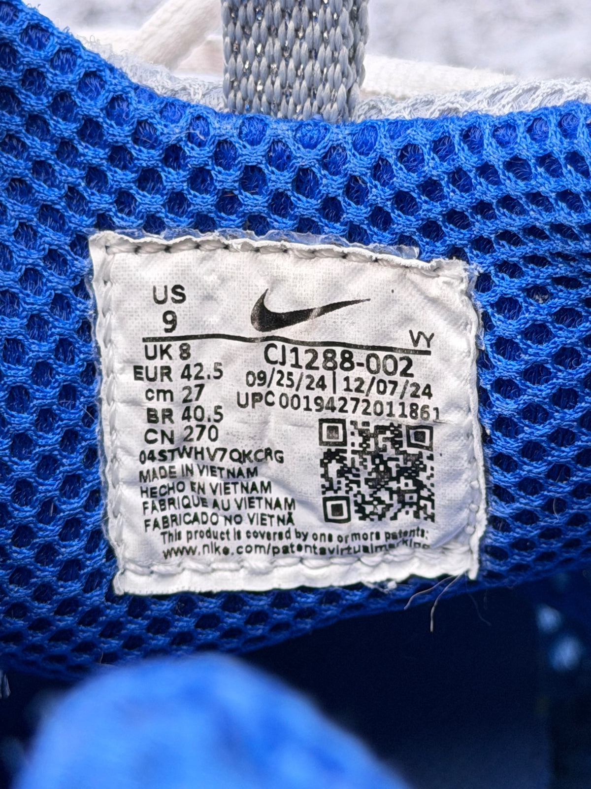 Nike Air Zoom Spiridon Cage 2, buty sportowe męskie w bardzo dobrym stanie rozmiar 42.5, etykieta z kodem modelu CJ1288-002