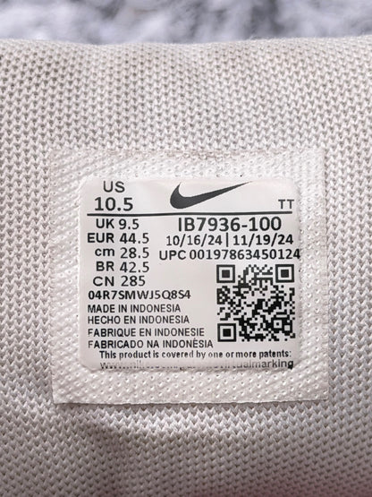 Nike Air Max 95 OG, buty sportowe męskie w bardzo dobrym stanie rozmiar 44.5, etykieta z kodem modelu IB7936-100