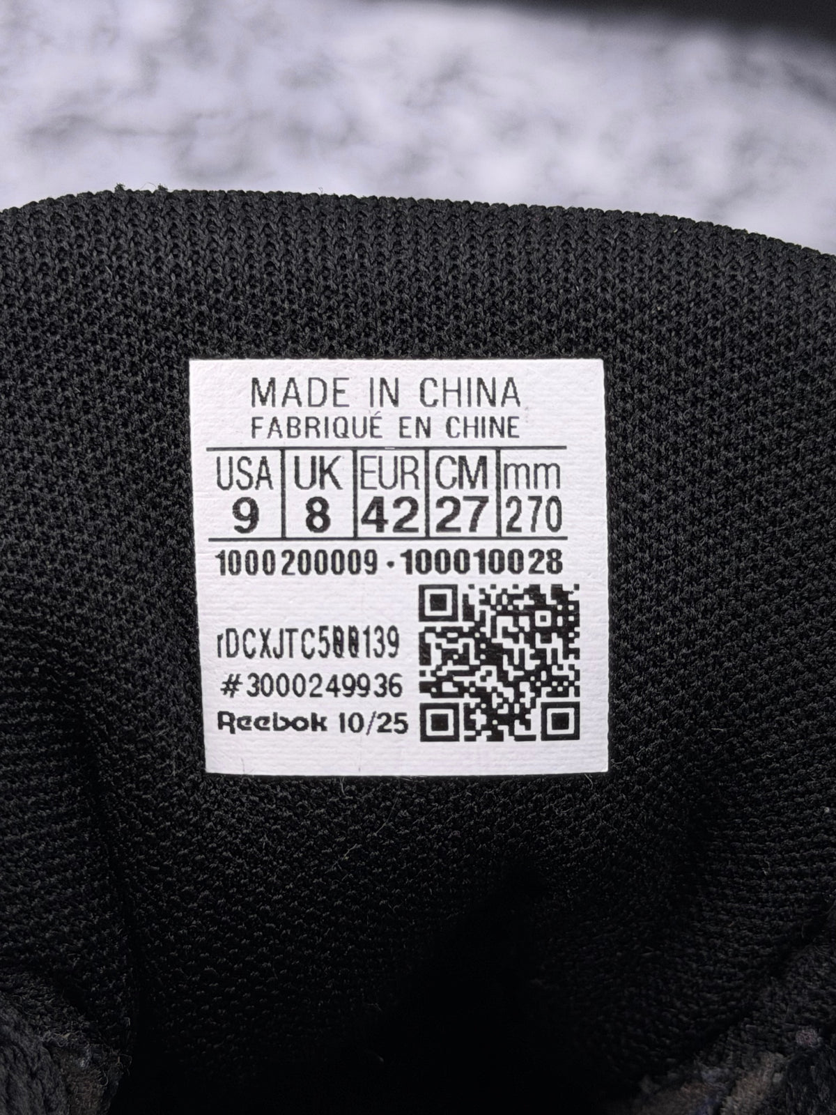 Reebok Glide, buty sportowe męskie w bardzo dobrym stanie rozmiar 42, etykieta z kodem modelu 100010028