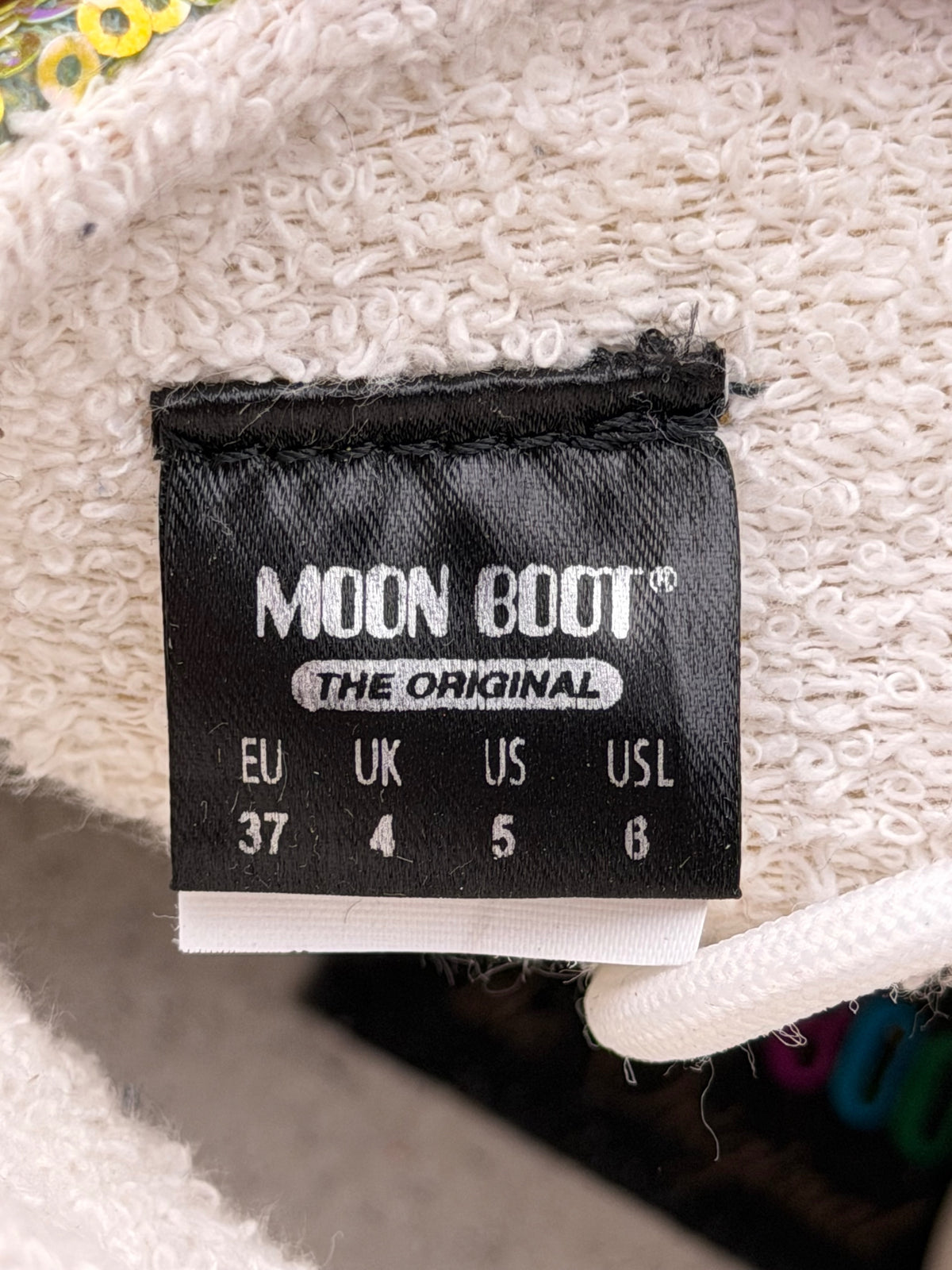 Moon Boot Moon Boot, śniegowce damskie w bardzo dobrym stanie rozmiar 37, etykieta z kodem modelu 24201600/002