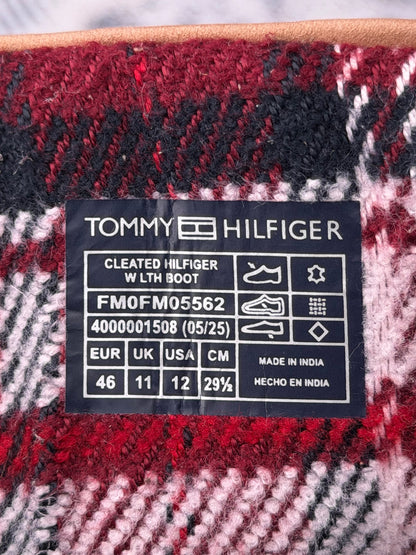 Tommy Hilfiger Cleated Boot, botki męskie w bardzo dobrym stanie rozmiar 46, etykieta z kodem modelu FM0FM05562