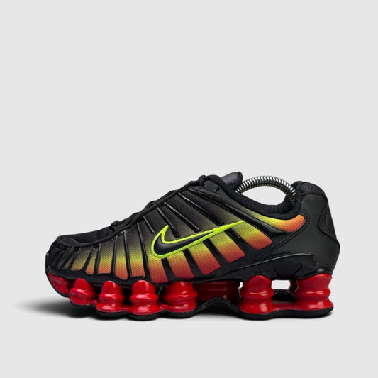 Nike Shox TL Volt Fire Red, buty sportowe damskie w bardzo dobrym stanie rozmiar 38, boczny profil, lewa strona