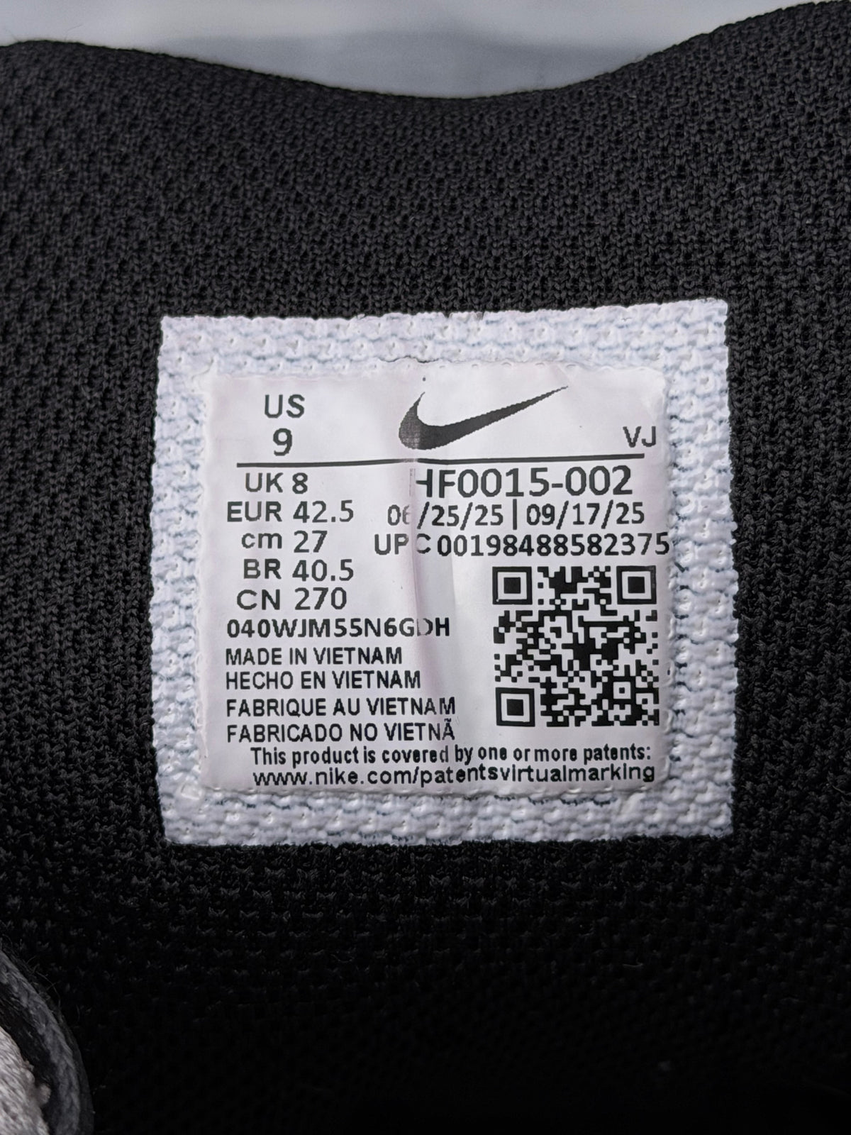 Nike P-6000, buty sportowe męskie w bardzo dobrym stanie rozmiar 42.5, etykieta z kodem modelu HF0015-002
