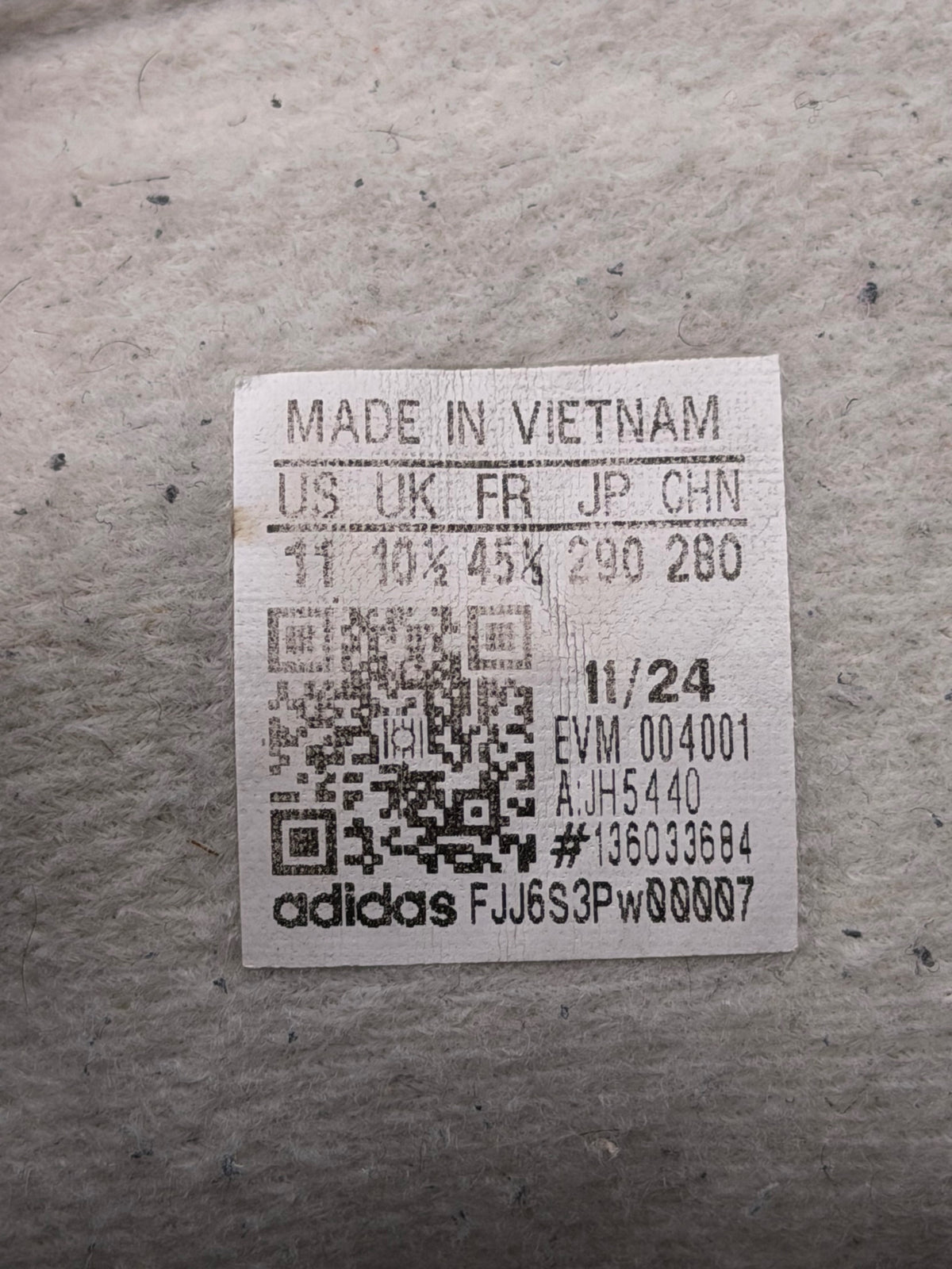 Adidas Spezial, buty sportowe męskie w bardzo dobrym stanie rozmiar 45 1/3, etykieta z kodem modelu JH5440