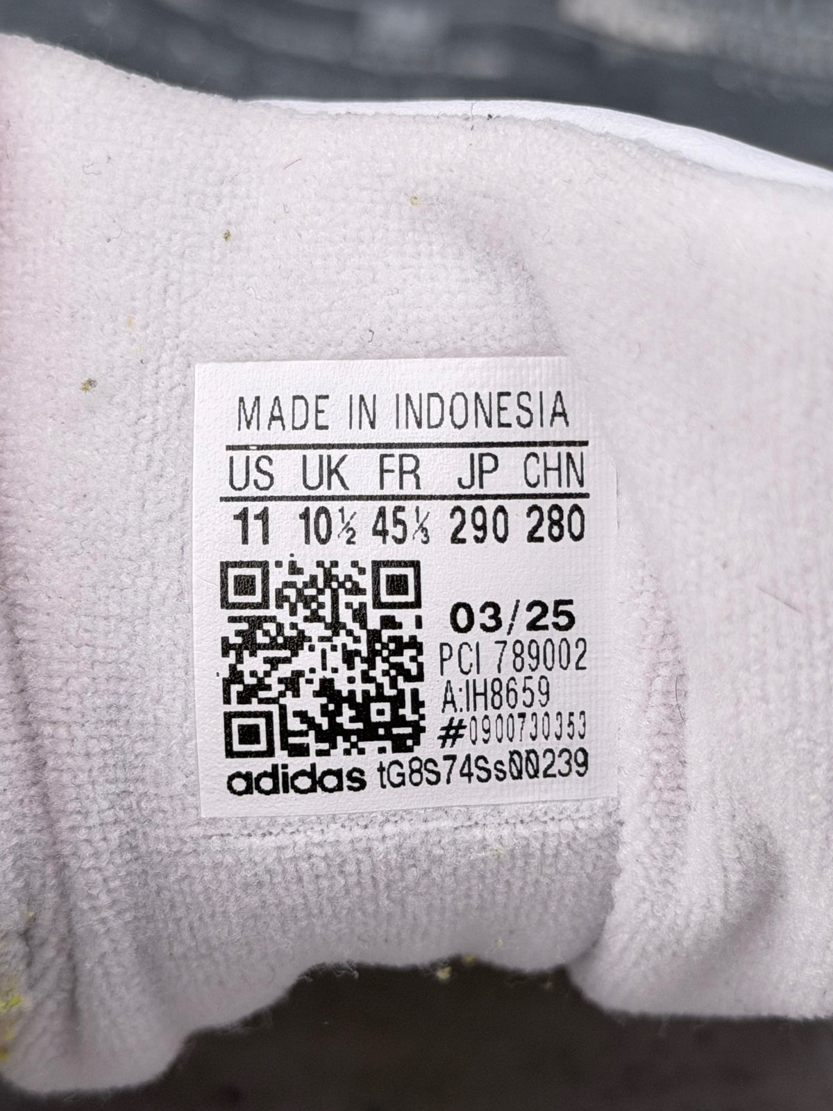 Adidas Superstar II, buty sportowe męskie w bardzo dobrym stanie rozmiar 45 1/3, etykieta z kodem modelu IH8659