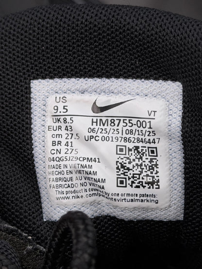 Nike Air Max 95 OG Black, buty sportowe męskie w bardzo dobrym stanie rozmiar 43, etykieta z kodem modelu HM8755-001