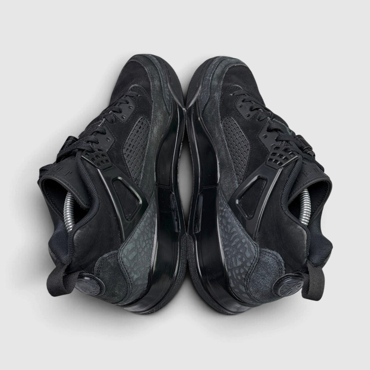 Jordan Spizike Low Black Cat, buty sportowe męskie w bardzo dobrym stanie rozmiar 44, widok z góry