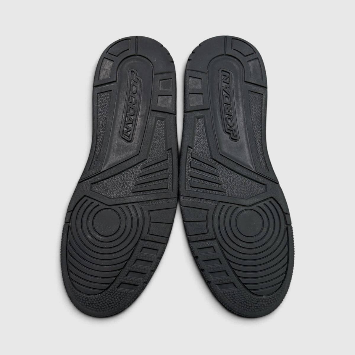 Jordan Spizike Low Black Cat, buty sportowe męskie w bardzo dobrym stanie rozmiar 44, podeszwa
