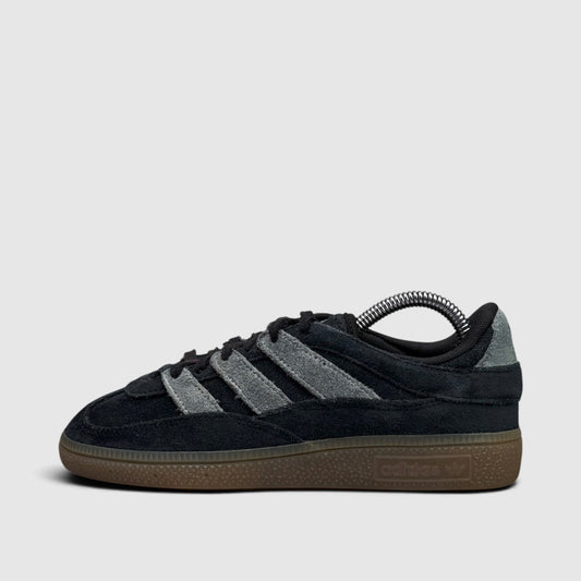 Adidas Spezial, buty sportowe damskie w bardzo dobrym stanie rozmiar 36 2/3, boczny profil, lewa strona