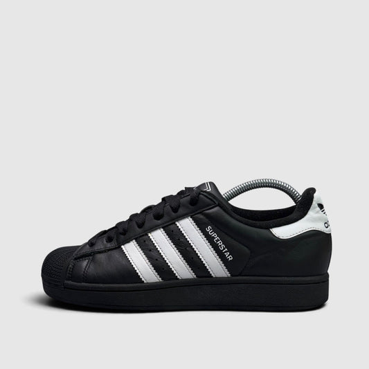 Adidas Superstar II Black White, buty sportowe damskie w bardzo dobrym stanie rozmiar 40, boczny profil, lewa strona