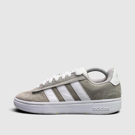 Adidas Campus, buty sportowe męskie w bardzo dobrym stanie rozmiar 42, widok z boku