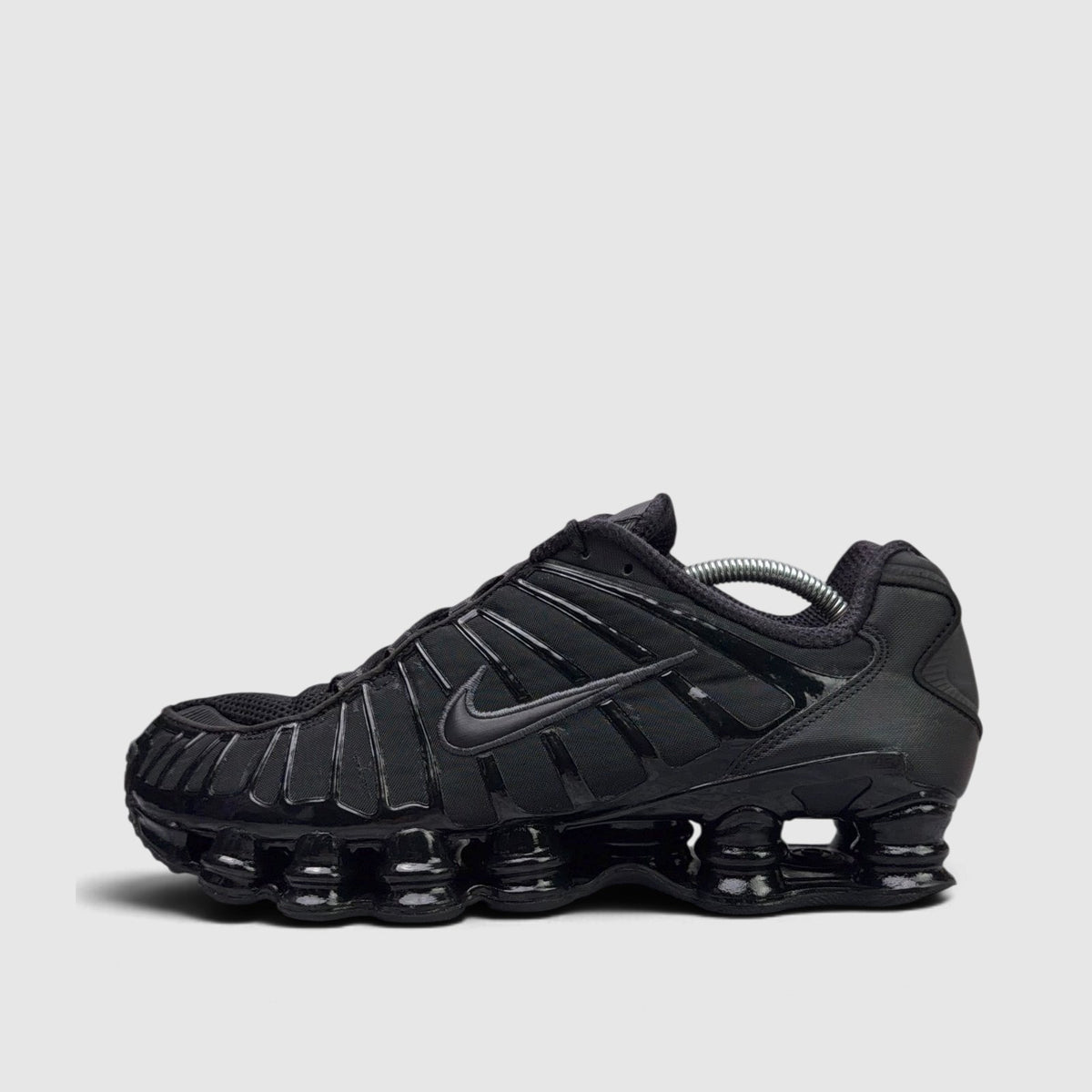Nike Shox TL Metallic Hematite, buty sportowe męskie w bardzo dobrym stanie rozmiar 44.5, boczny profil, lewa strona