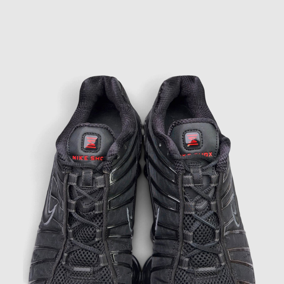 Nike Shox TL Metallic Hematite, buty sportowe męskie w bardzo dobrym stanie rozmiar 44.5, język buta