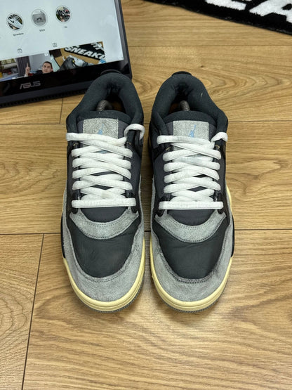 Jordan Air Jordan 4 RM Iron Grey — buty sportowe męskie w bardzo dobrym stanie rozmiar 44, wewnętrzny panel lewego buta