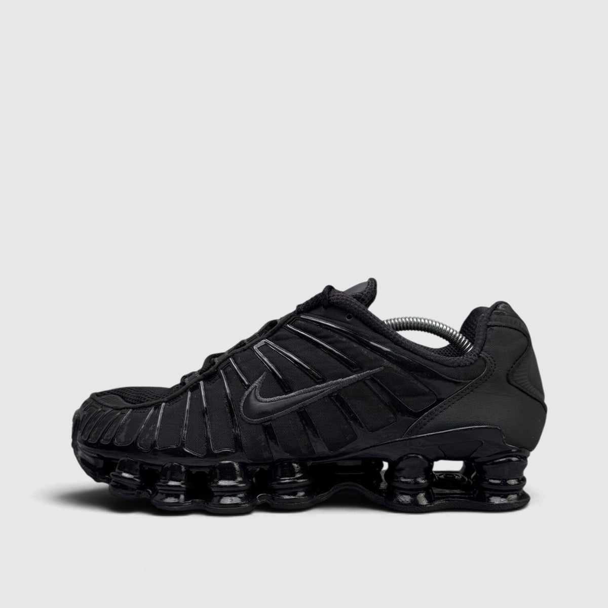 Nike Shox TL Triple Black, buty sportowe męskie w bardzo dobrym stanie rozmiar 44.5, boczny profil