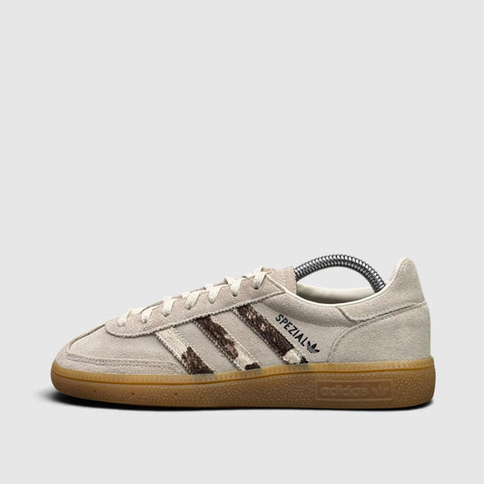 Adidas Spezial, buty sportowe damskie w bardzo dobrym stanie rozmiar 38, boczny profil, lewa strona