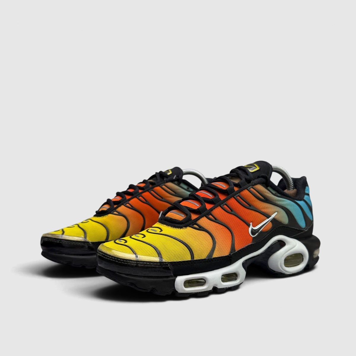 Nike Air Max Plus Baltic Blue / Safety Orange, buty sportowe męskie w bardzo dobrym stanie rozmiar 42, para butów