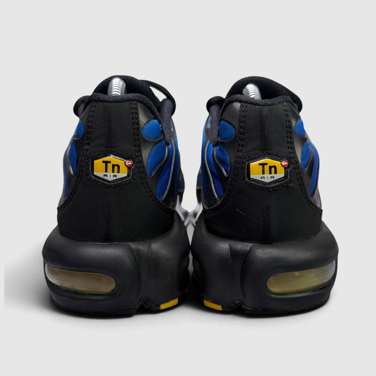 Nike Air Max Plus Hyper Blue, buty sportowe męskie nowe rozmiar 42, widok z tyłu