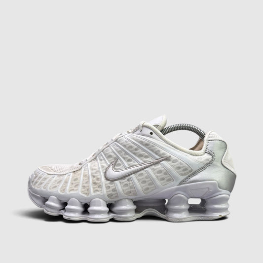 Nike Shox TL Metallic Silver, buty sportowe męskie w bardzo dobrym stanie rozmiar 42.5, boczny profil, lewa strona