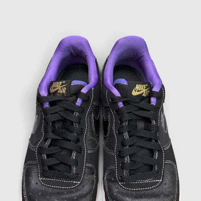 Nike Air Force 1 Low World Champ - Lakers, buty sportowe męskie w bardzo dobrym stanie rozmiar 42.5, widok z góry