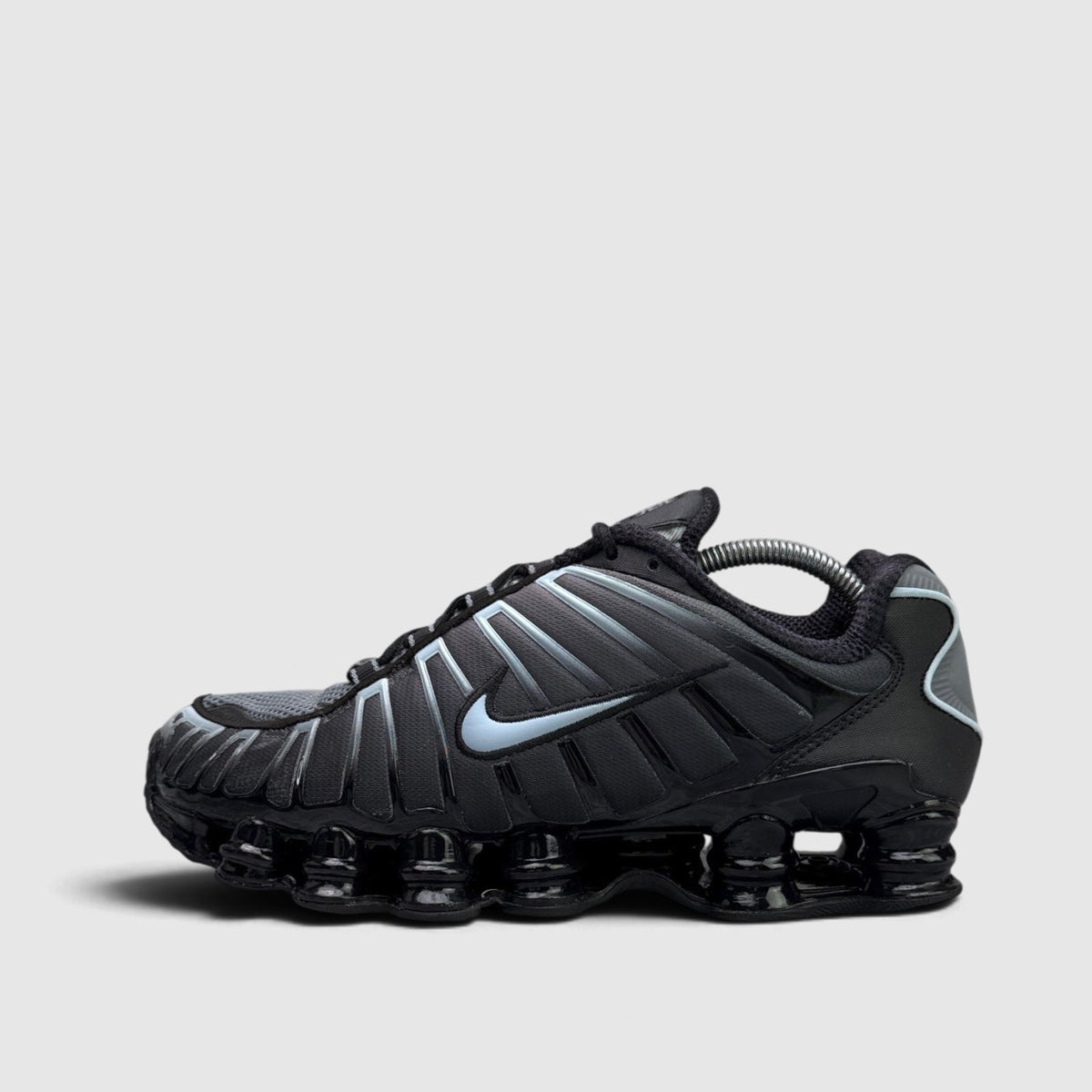 Nike Shox TL Celestine Blue, buty sportowe męskie w bardzo dobrym stanie rozmiar 42.5, boczny profil, lewa strona