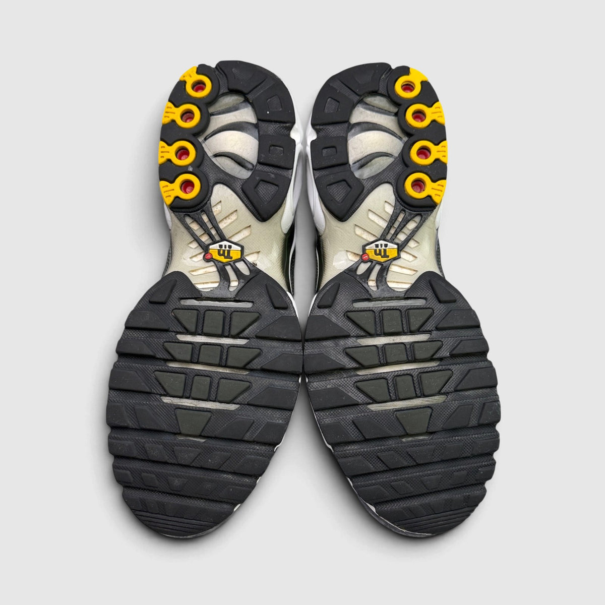 Nike Air Max Plus Sequoia Cargo Khaki, buty sportowe męskie w bardzo dobrym stanie rozmiar 41, podeszwa