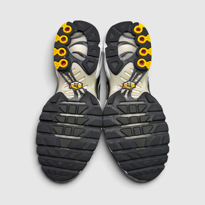 Nike Air Max Plus Sequoia Cargo Khaki, buty sportowe męskie w bardzo dobrym stanie rozmiar 41, podeszwa