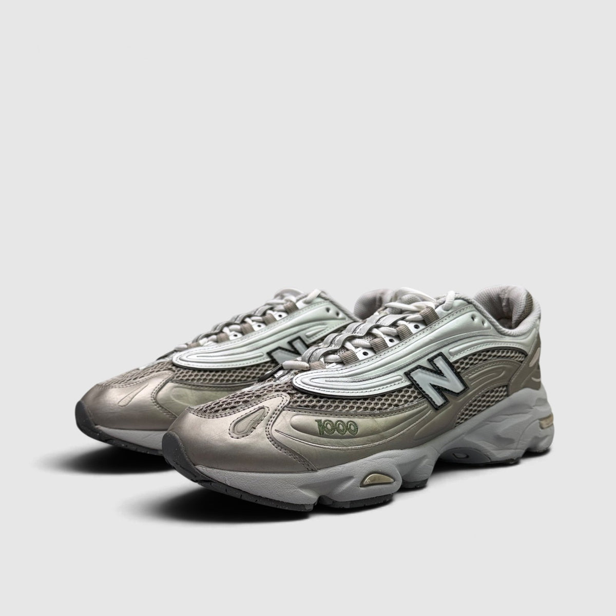 New Balance 1000 Arid Stone, buty sportowe męskie w bardzo dobrym stanie rozmiar 45.5, para butów
