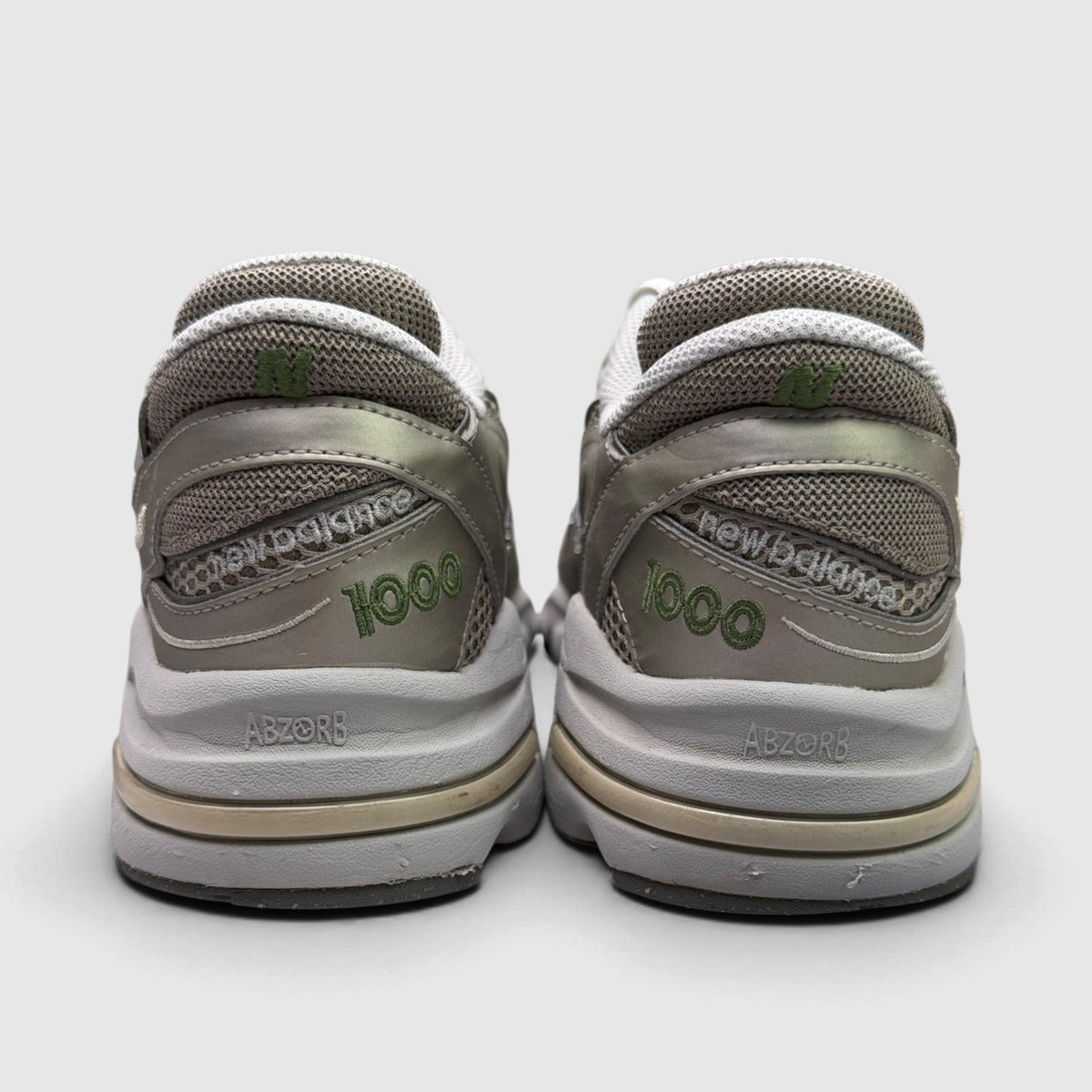 New Balance 1000 Arid Stone, buty sportowe męskie w bardzo dobrym stanie rozmiar 45.5, widok z tyłu