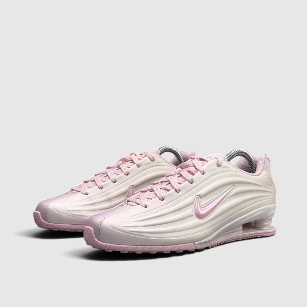 Nike Shox Z Pearl Pink, buty sportowe damskie w bardzo dobrym stanie rozmiar 37.5, para butów
