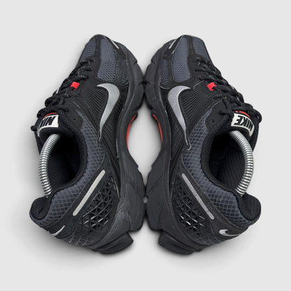 Nike Zoom Vomero 5 Bred, buty sportowe męskie w bardzo dobrym stanie rozmiar 42, widok z góry