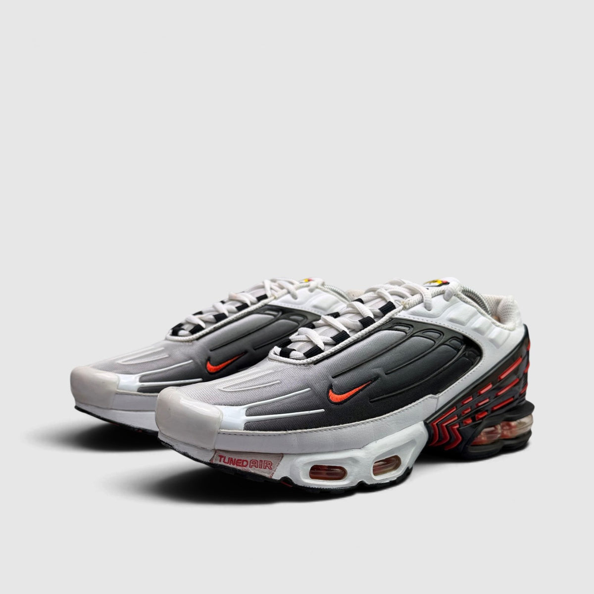 Nike Air Max Plus 3 Gunsmoke, buty sportowe męskie w bardzo dobrym stanie rozmiar 43, para butów