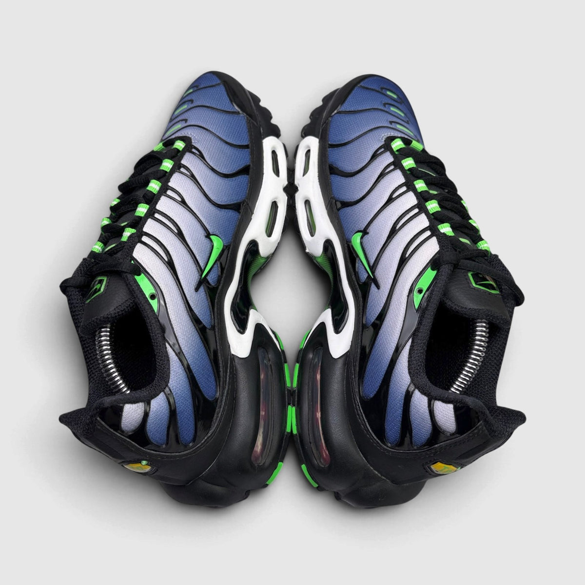 Nike Air Max Plus Icons / Scream Green, buty sportowe męskie w bardzo dobrym stanie rozmiar 41, widok z góry