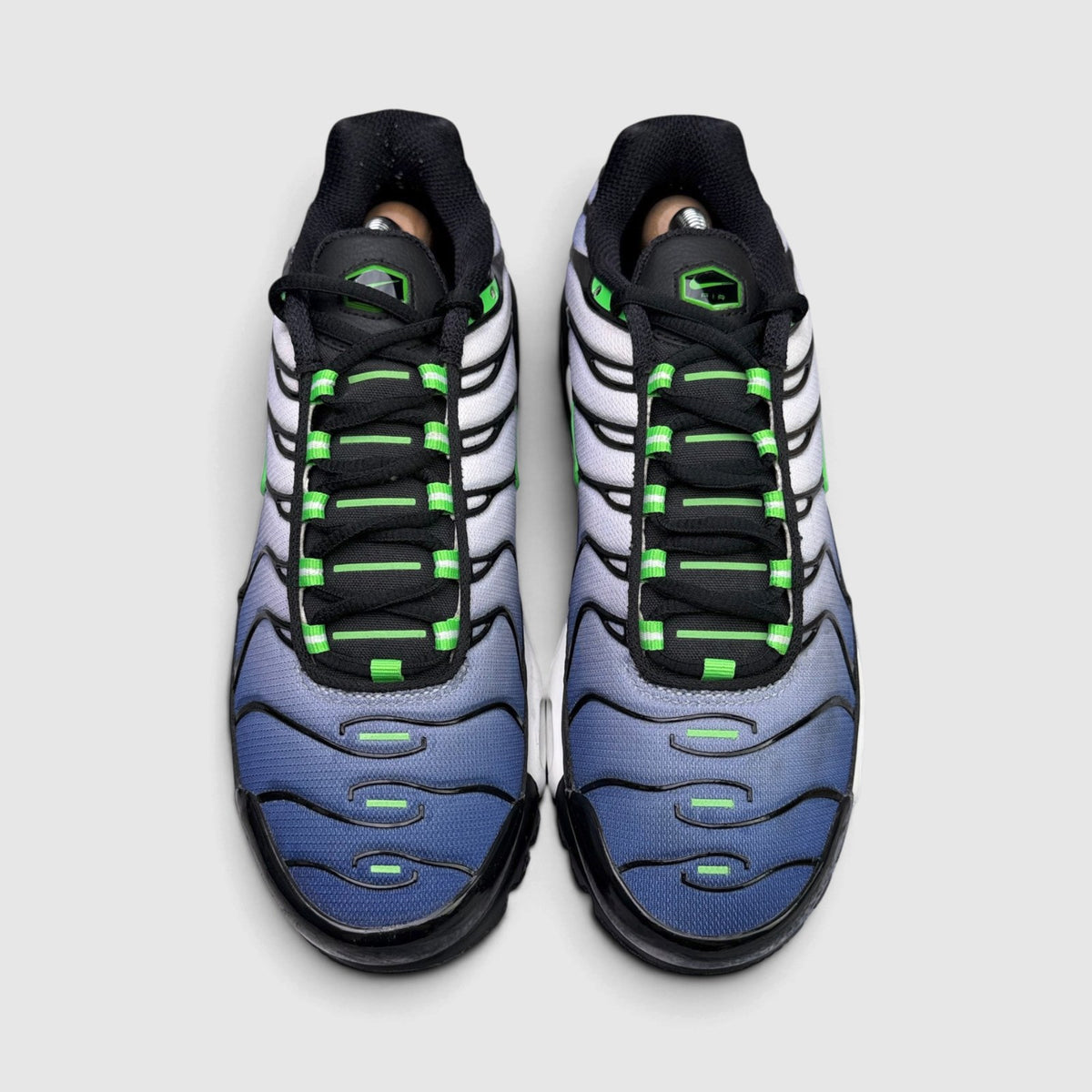 Nike Air Max Plus Icons / Scream Green, buty sportowe męskie w bardzo dobrym stanie rozmiar 41, widok z przodu