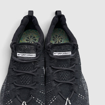 Nike Air VaporMax 2023 Flyknit Oreo, buty sportowe męskie w bardzo dobrym stanie rozmiar 44, widok z przodu