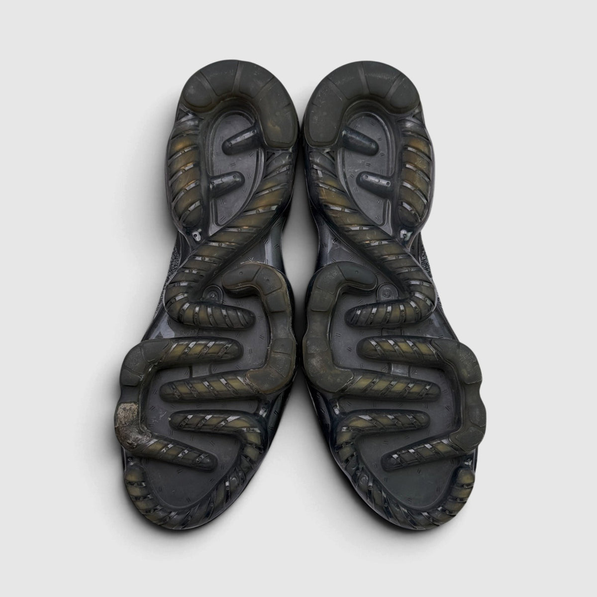 Nike Air VaporMax 2023 Flyknit Oreo, buty sportowe męskie w bardzo dobrym stanie rozmiar 44, podeszwa
