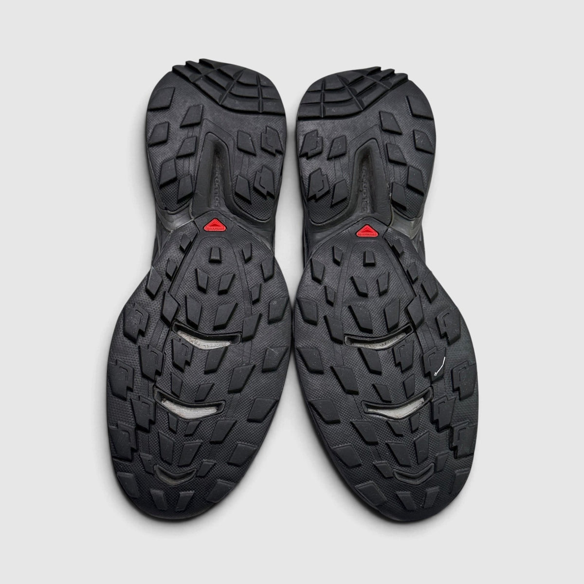 Salomon XT-Wings 2 Black Magnet, buty sportowe męskie w bardzo dobrym stanie rozmiar 41 1/3, podeszwa