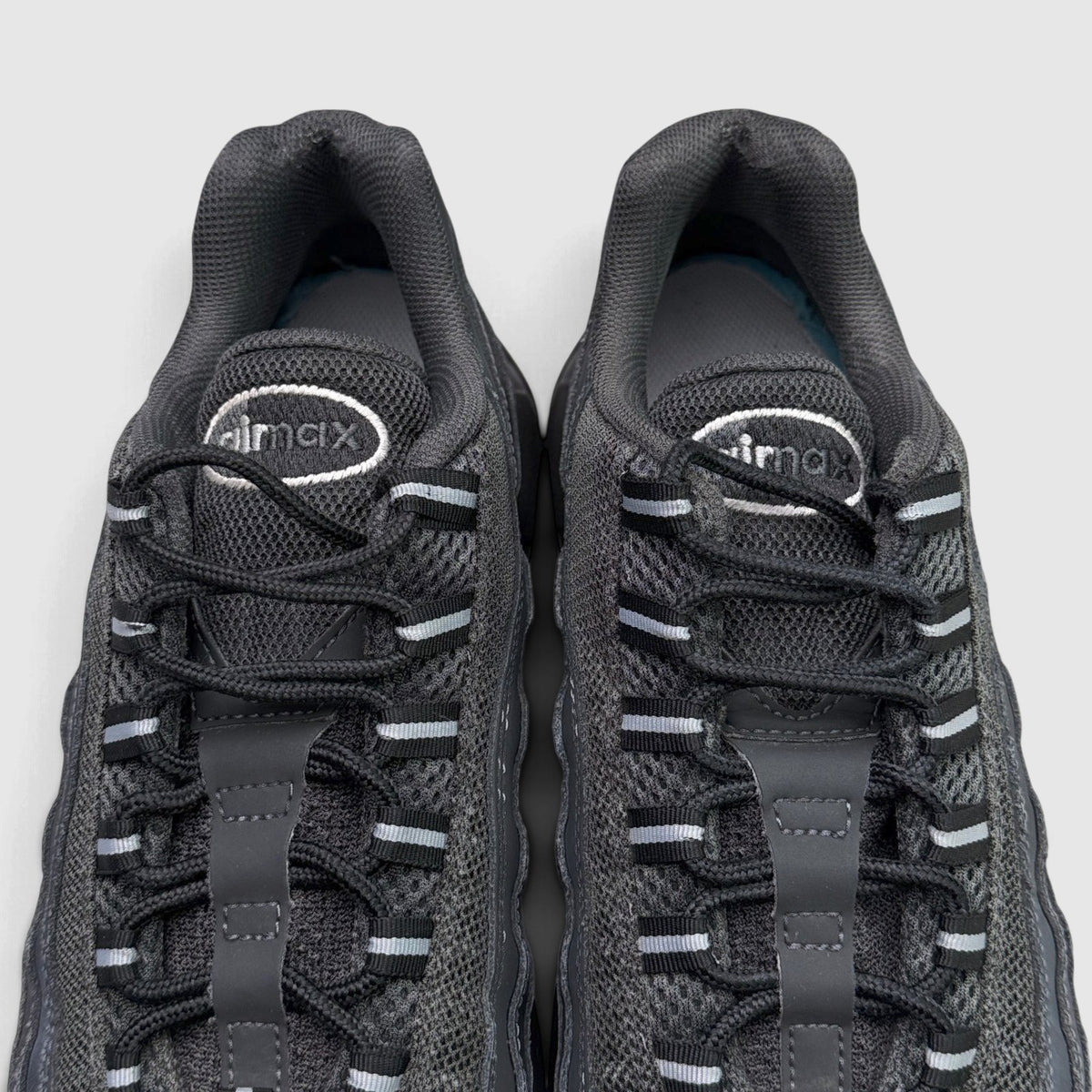 Nike Air Max 95, buty sportowe męskie w bardzo dobrym stanie rozmiar 45, detal