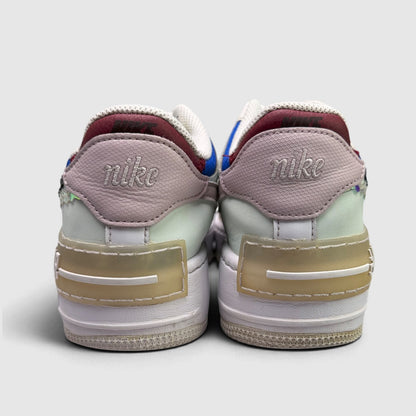 Nike Air Force 1 Shadow SE Pixel Swoosh, buty sportowe damskie w bardzo dobrym stanie rozmiar 38.5, widok z tyłu