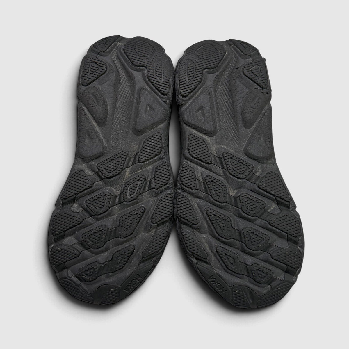 Hoka Clifton 9 GTX, buty sportowe damskie w bardzo dobrym stanie rozmiar 36, podeszwa