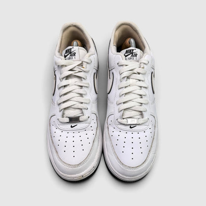 Nike Air Force 1 '07 Low White/Black, buty sportowe męskie w bardzo dobrym stanie rozmiar 44.5, widok z góry
