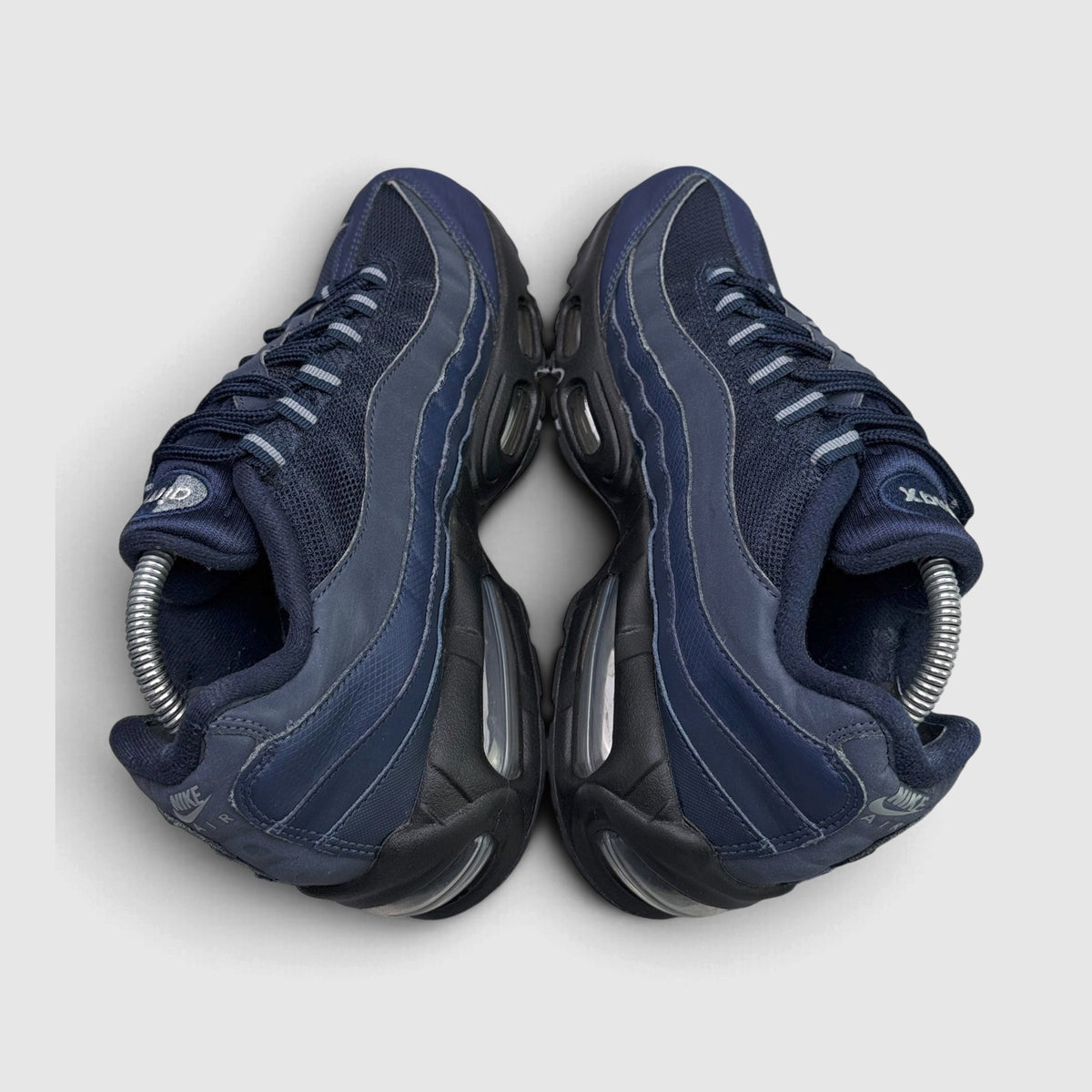 Nike Air Max 95 Obsidian, buty sportowe męskie w bardzo dobrym stanie rozmiar 41, widok z góry