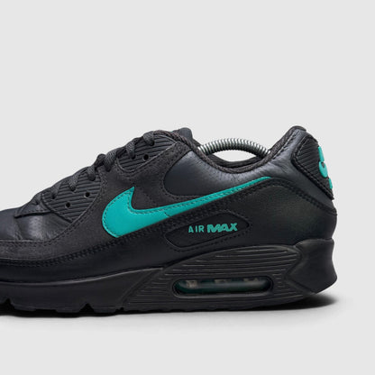 Nike Air Max 90 Black Tiffany, buty sportowe męskie w bardzo dobrym stanie rozmiar 45, boczny profil, prawa strona